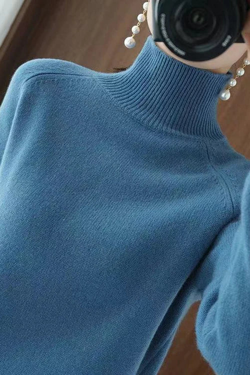 Camilla - turtleneck sweater