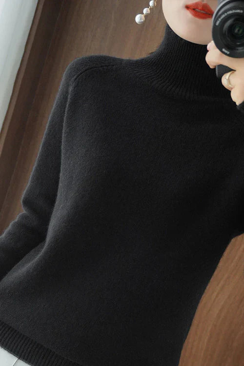 Camilla - turtleneck sweater