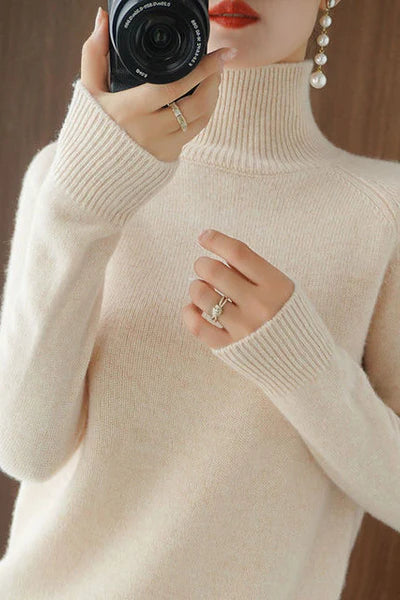 Camilla - turtleneck sweater