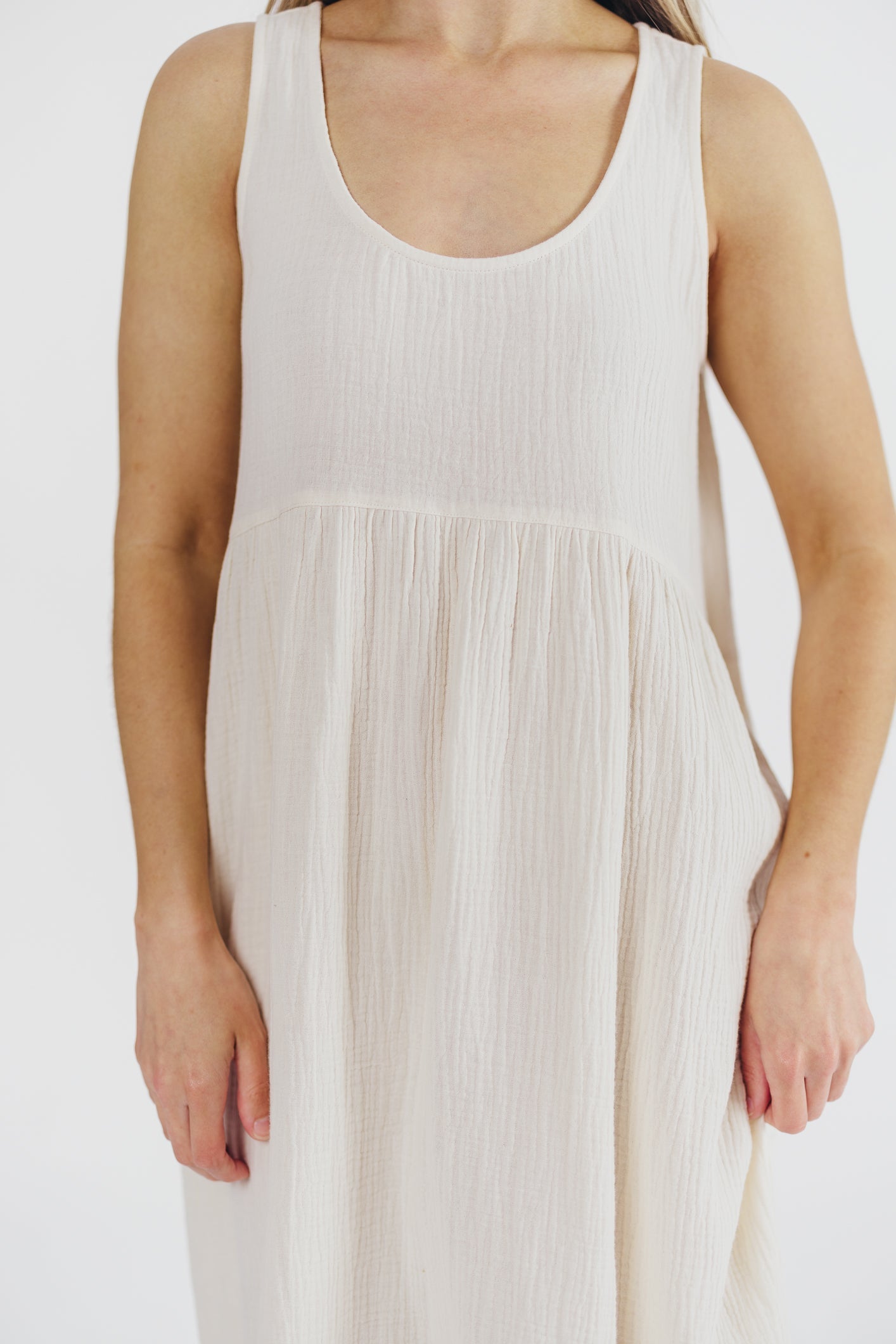 Brianna High-Low Gauze Maxi Dress in Soy