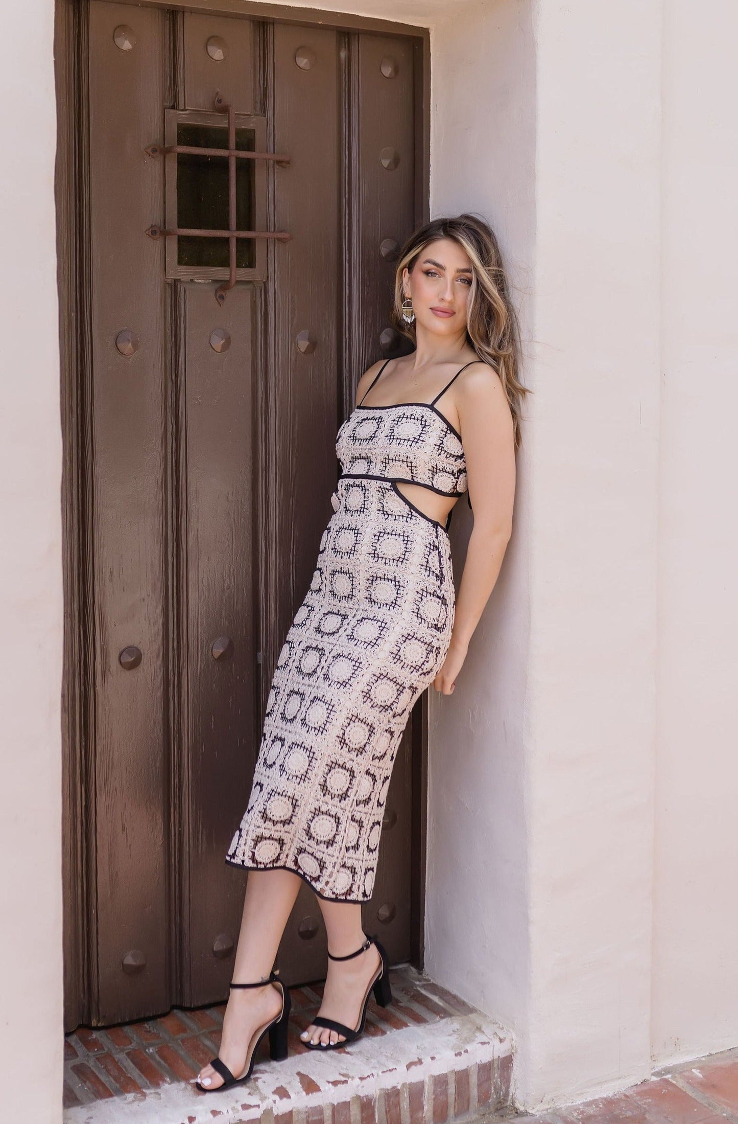 Bridgette Sleeveless Cut Out Mosaic Print Crochet Midi Dress Black