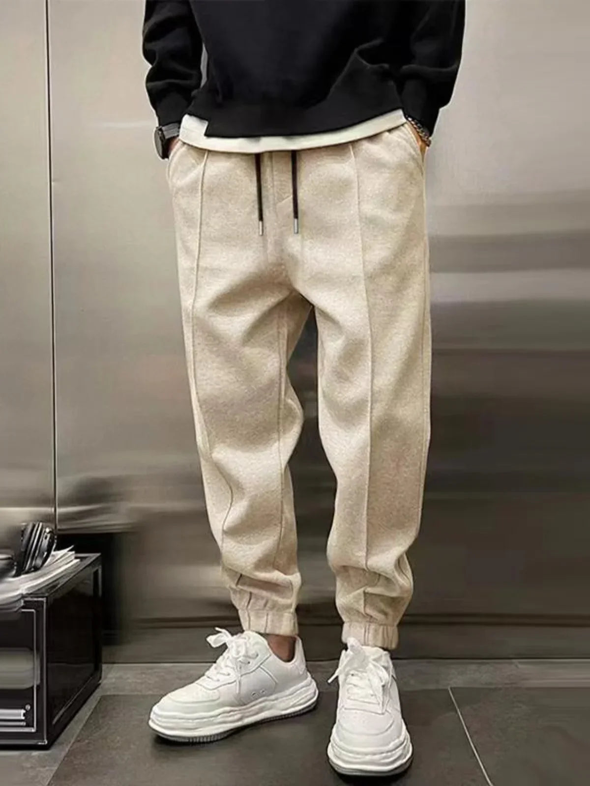 Eike classic joggers – men