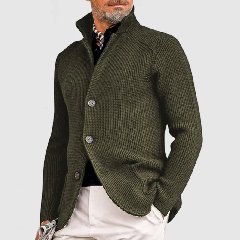 Emil – knitted cardigan with long sleeves and a classic cut