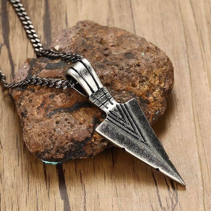 The Hunter Arrow Head Pendant Necklace
