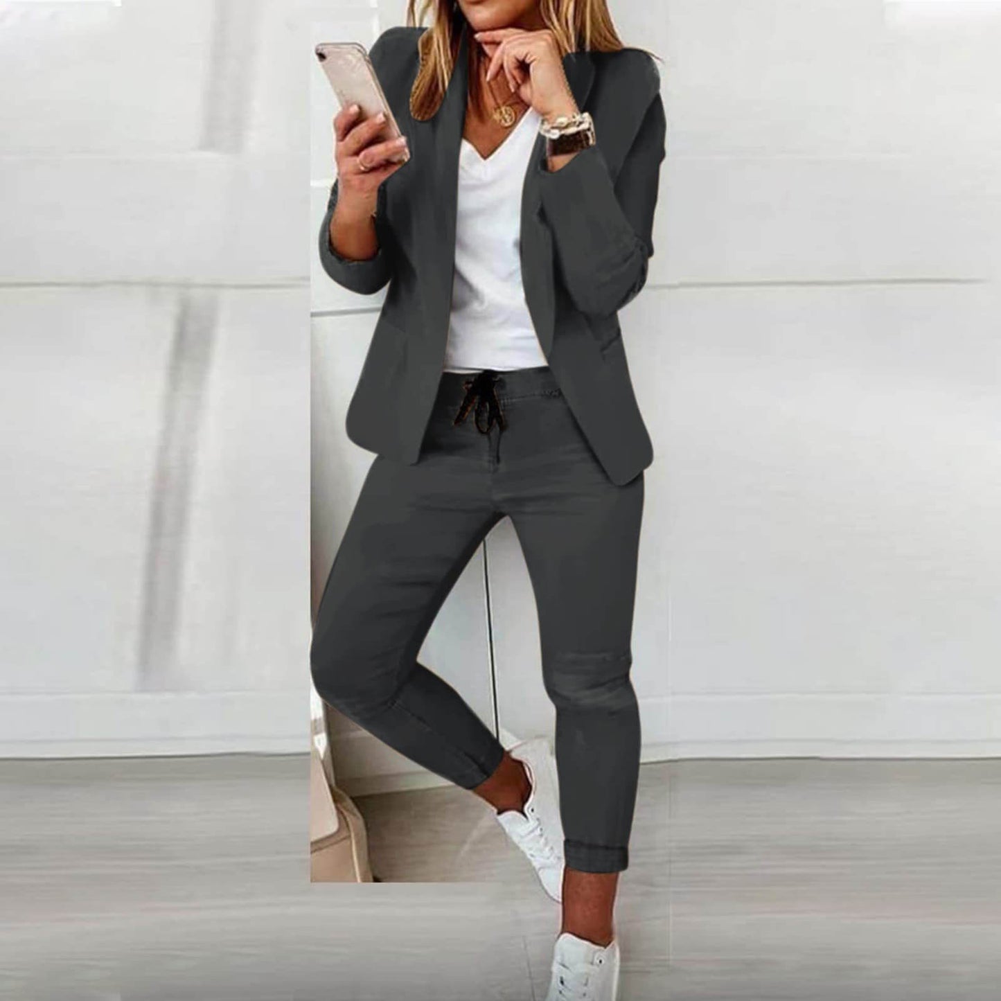 The Elegant And Comfortable Set