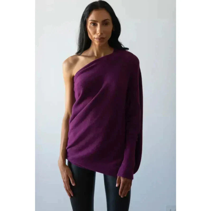 Women's relaxed fit knit sweater, stylish and comfortable