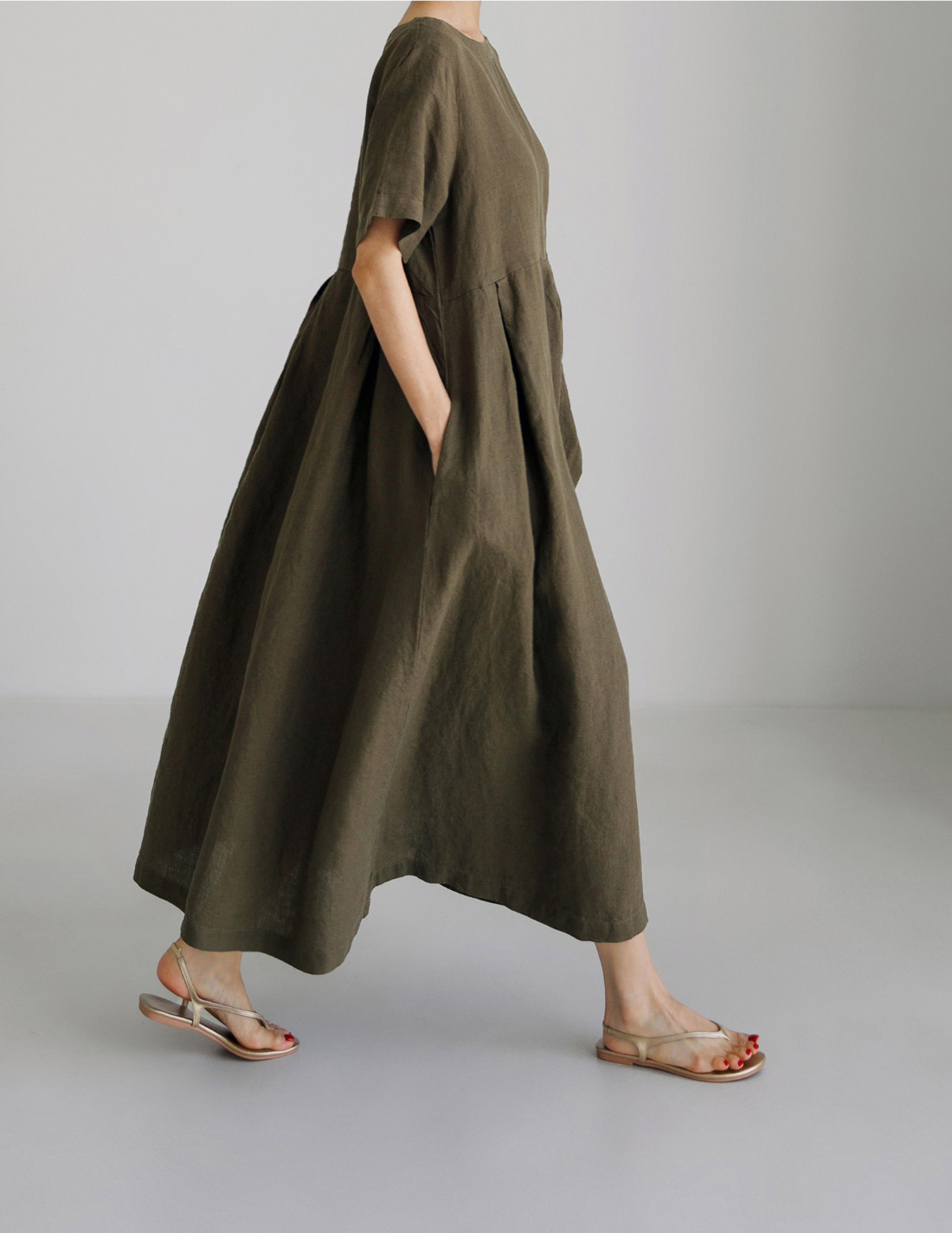 August Open Back Midi Dress in Hunter Green - Bump Friendly