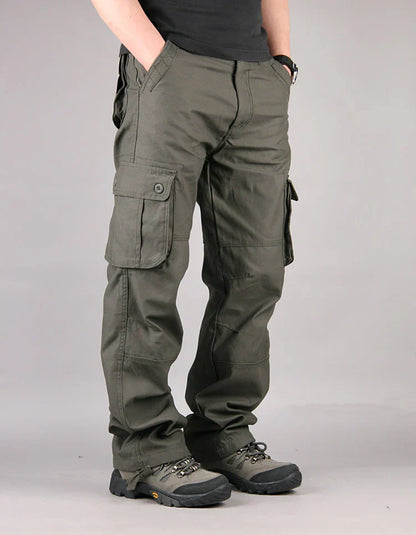 Cargo trousers with multiple pockets – casual outdoor style