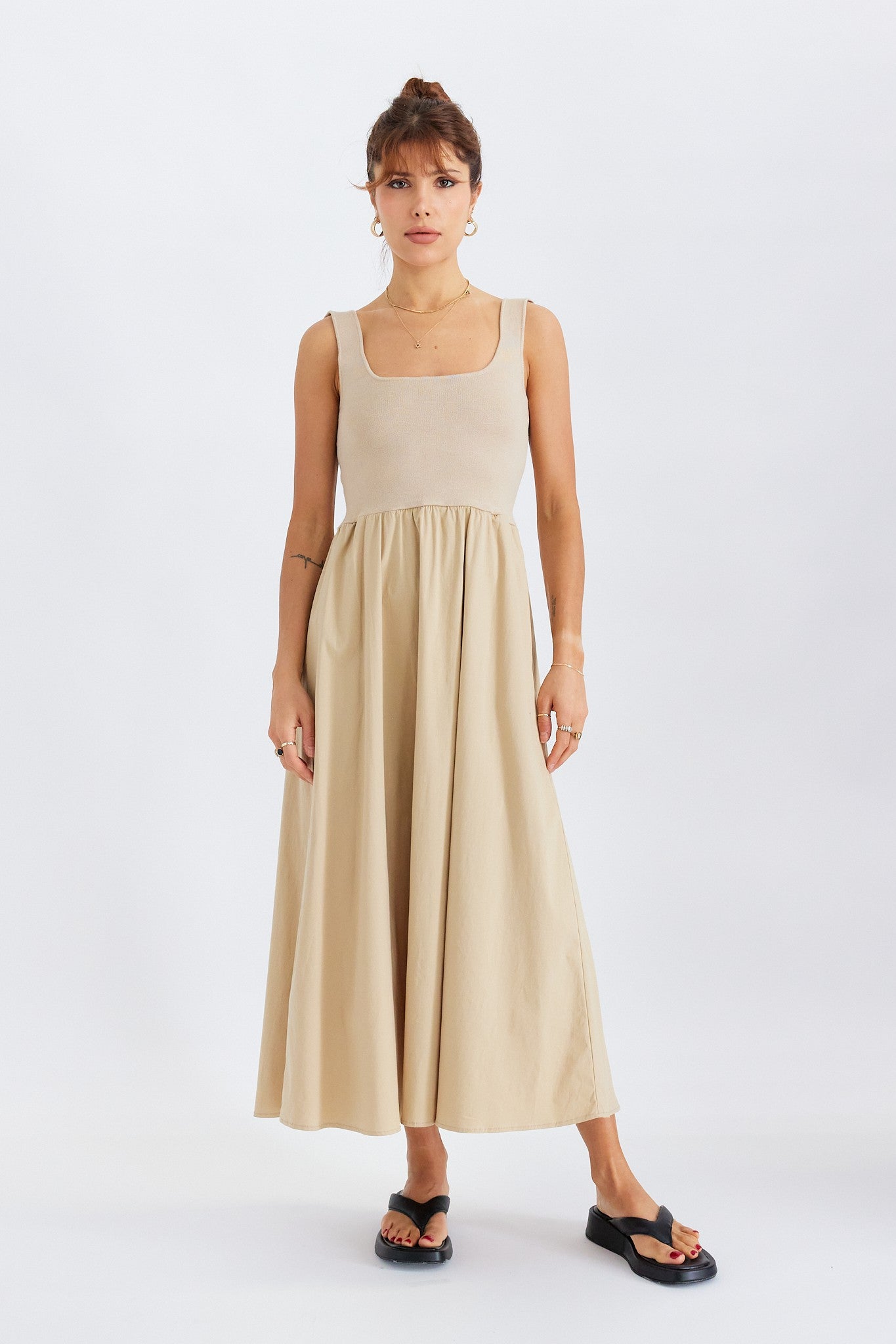 Lucinda Maxi Dress in Khaki