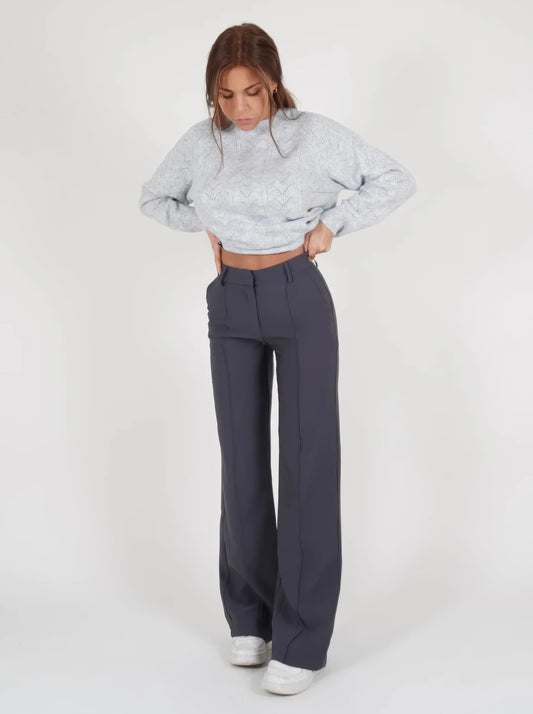 High-waisted chic trousers – elegant women's trousers with a high waist
