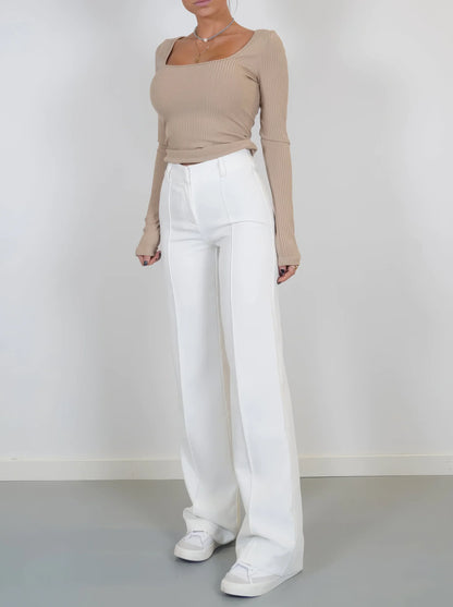 High-waisted chic trousers – elegant women's trousers with a high waist