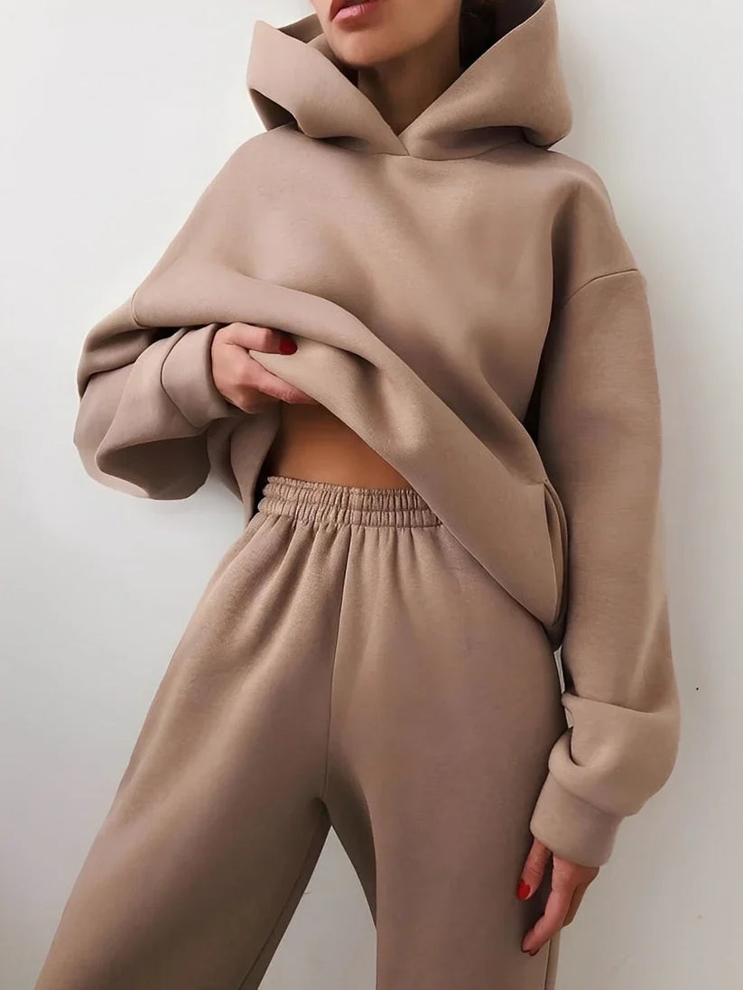 Jasmine loose jogging set with hoodie – women