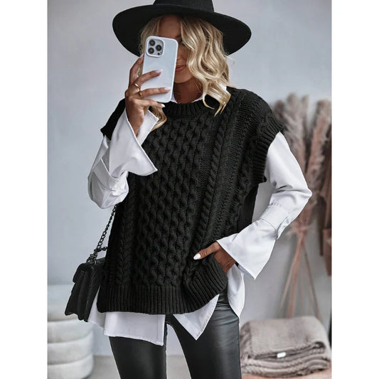 Sleeveless women's knitted vest in a timeless design