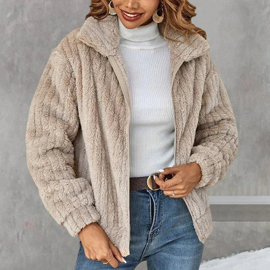 Dyana - cozy & stylish women's fleece jacket