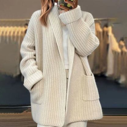 Irene knitted vest in a wool blend – women's