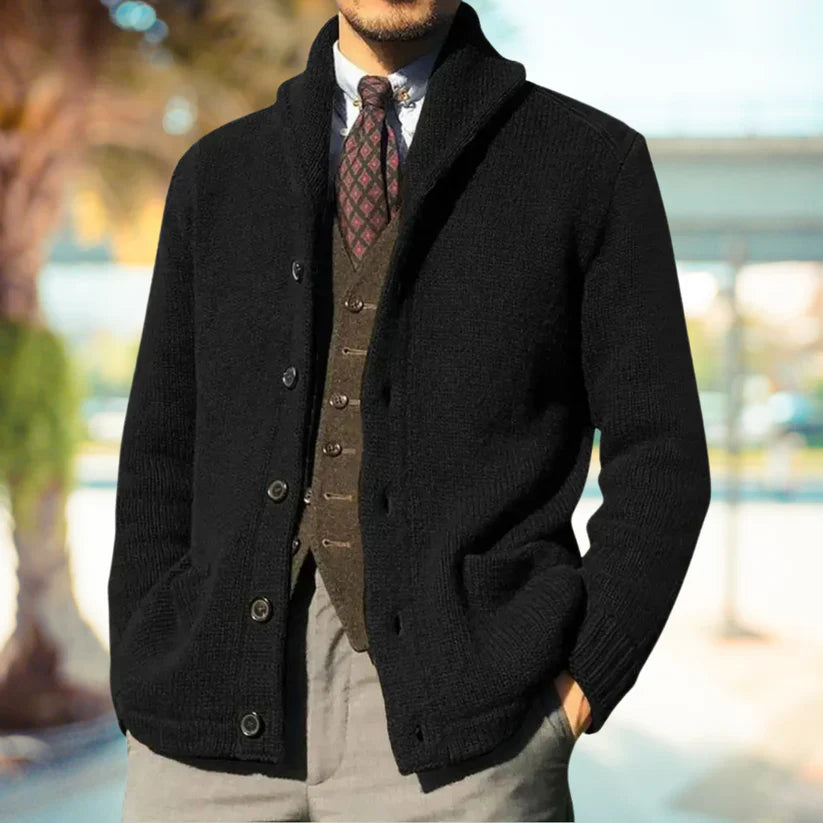 Finn – knitted cardigan with shawl collar, button placket, and pockets