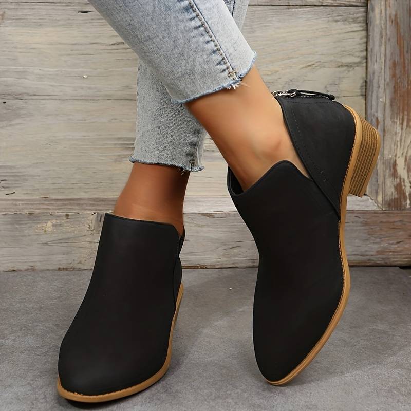 Raquel women's ankle boots: stylish and versatile