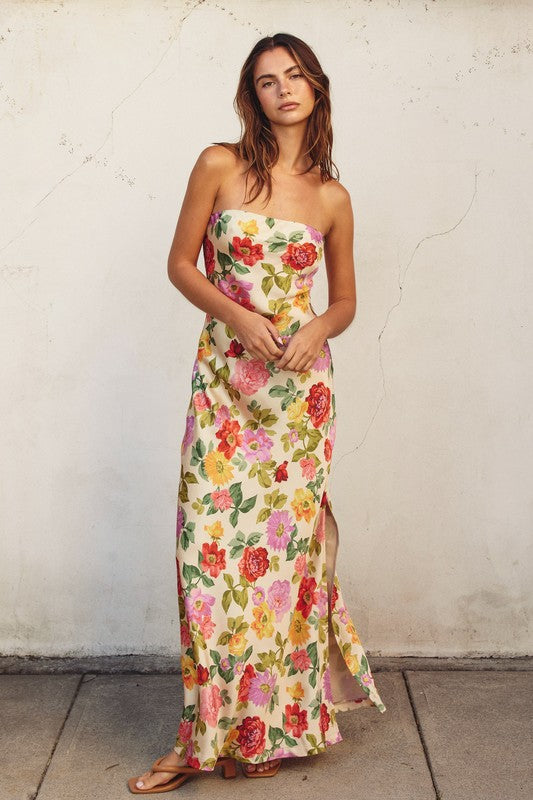 Waitlist 7/20 ♥ Stella Sleeveless Floral Print Maxi Dress Cream