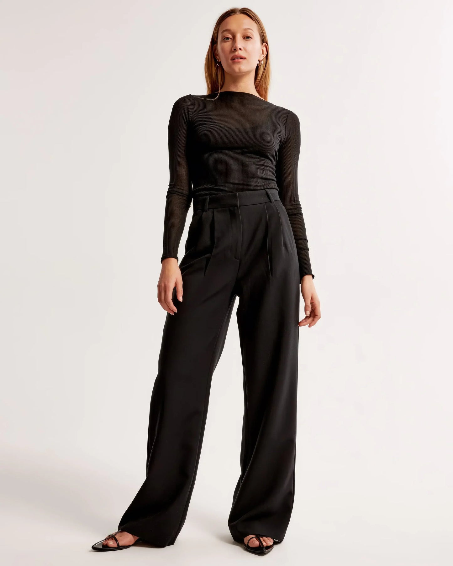 Mia trousers – a relaxed fit for everyday life and the office