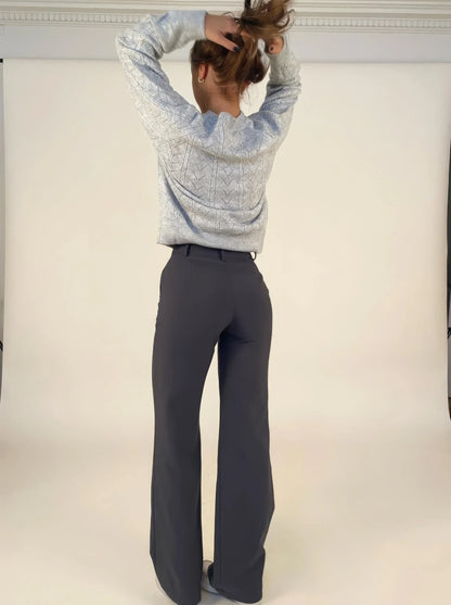 High-waisted chic trousers – elegant women's trousers with a high waist