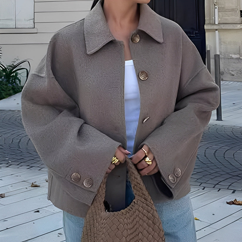 Patricia stylish jacket with relaxed lapel – women