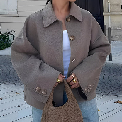 Patricia stylish jacket with relaxed lapel – women