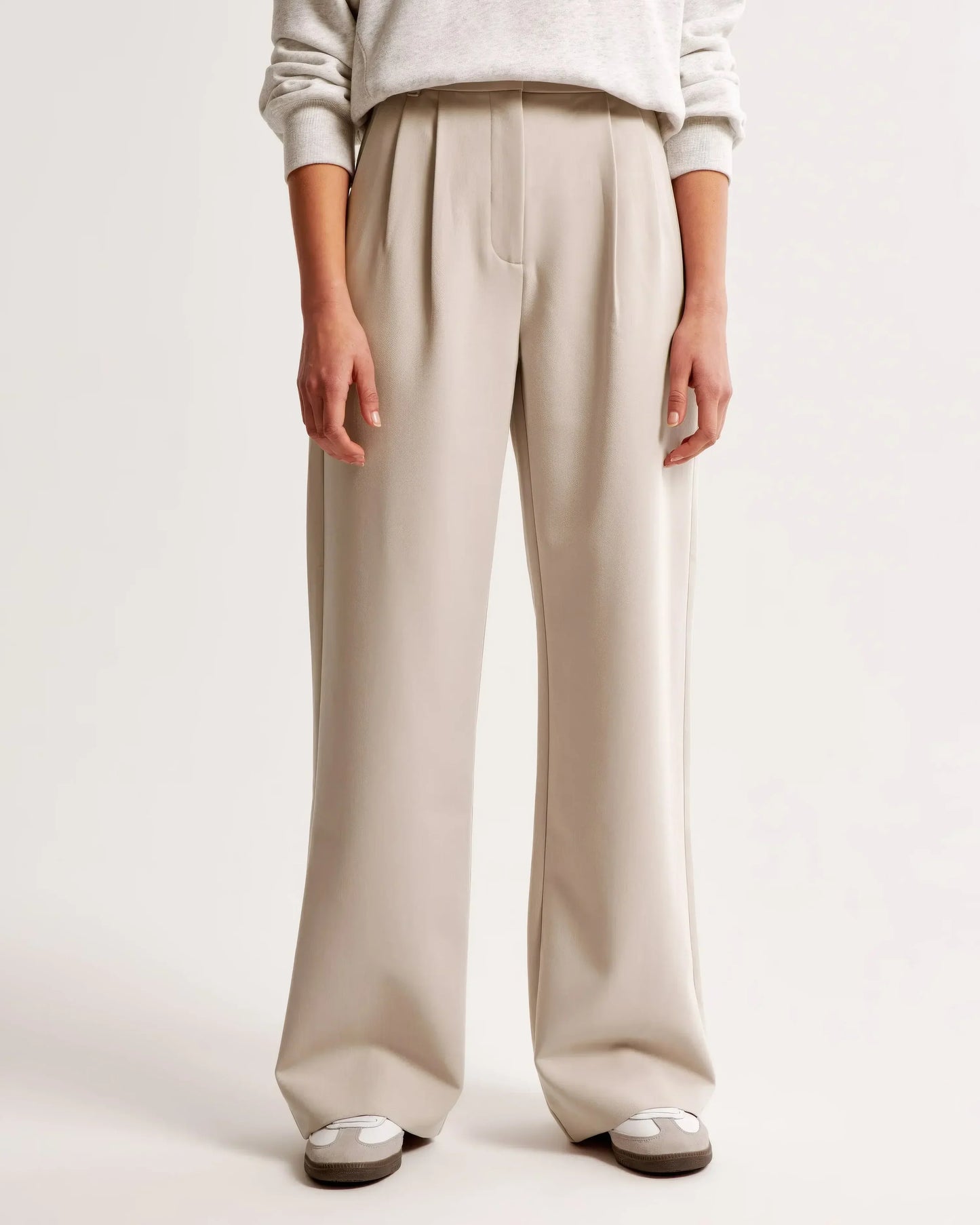 Mia trousers – a relaxed fit for everyday life and the office