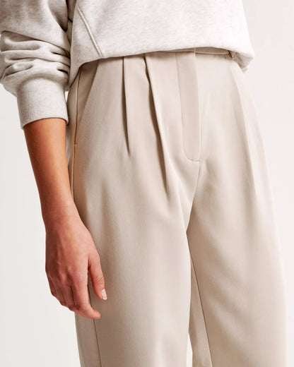 Mia trousers – a relaxed fit for everyday life and the office