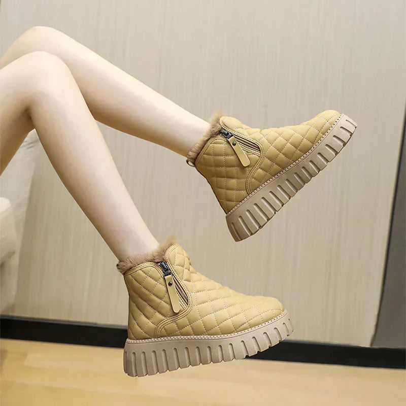 Warm platform side-zip boots – women