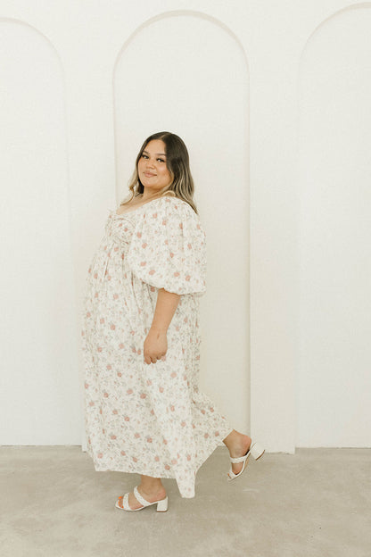 Harlow Maxi Dress in Off-White Floral - Bump Friendly & Inclusive Sizing (S-3XL)