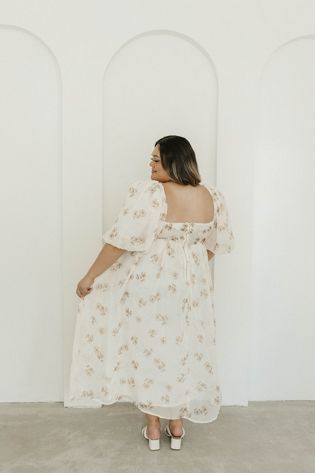 Harlow Maxi Dress in Taupe Floral - Bump Friendly & Inclusive Sizing (S-3XL)