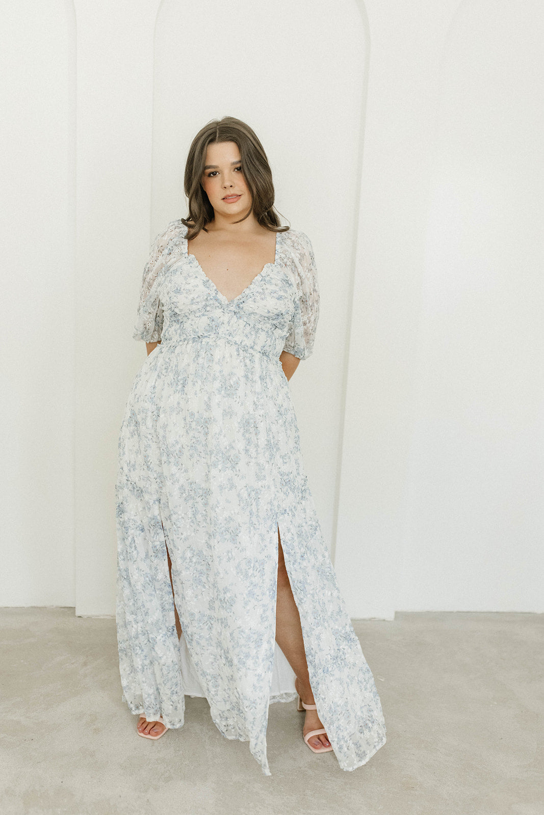 Daphne High Slit Eyelet Detail Maxi Dress in Blue and White Floral - Inclusive Sizing (S-3XL)