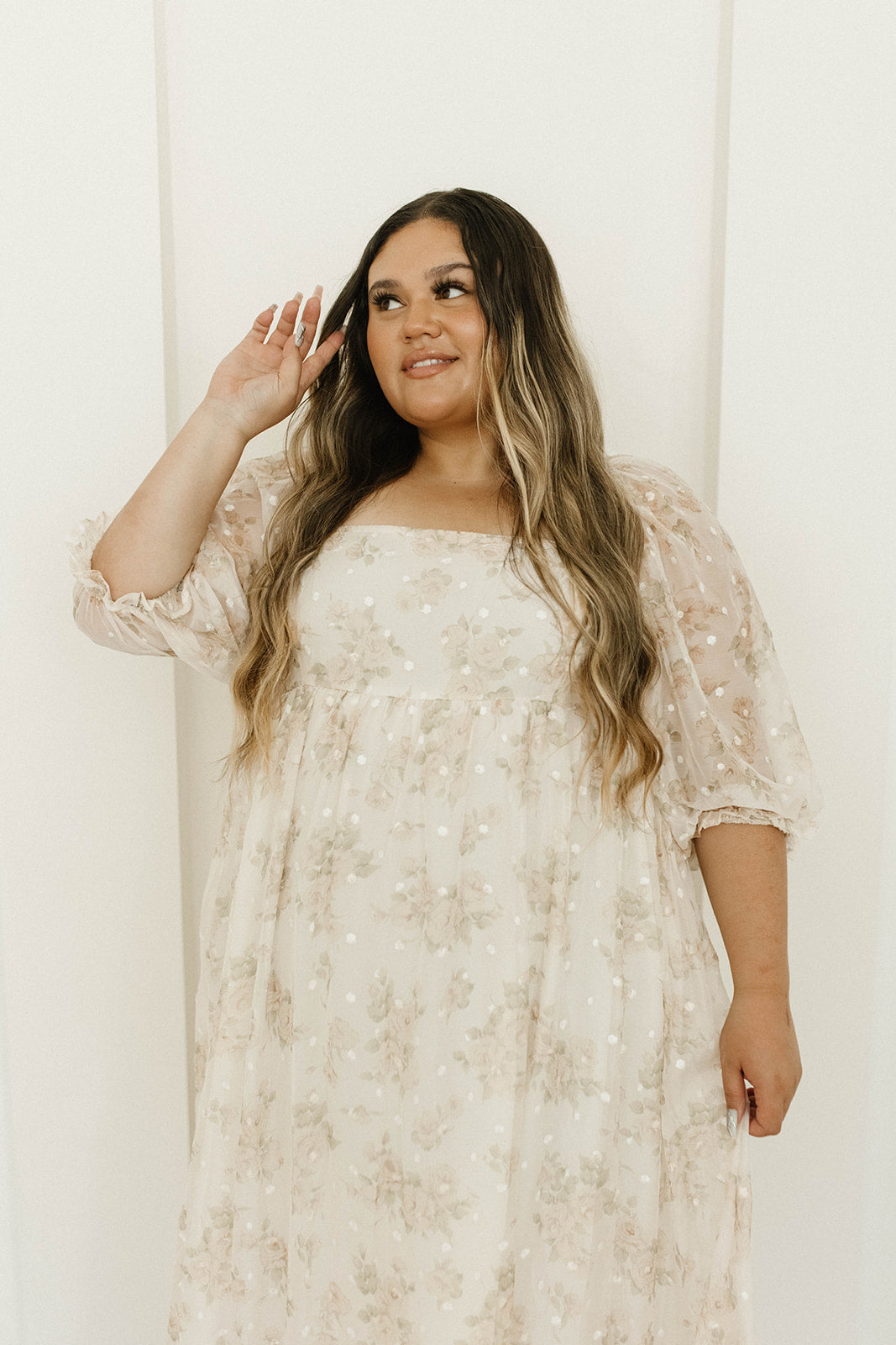 Mona Maxi Dress with Smocking in Cream Floral - Bump Friendly & Inclusive Sizing (S-3XL)