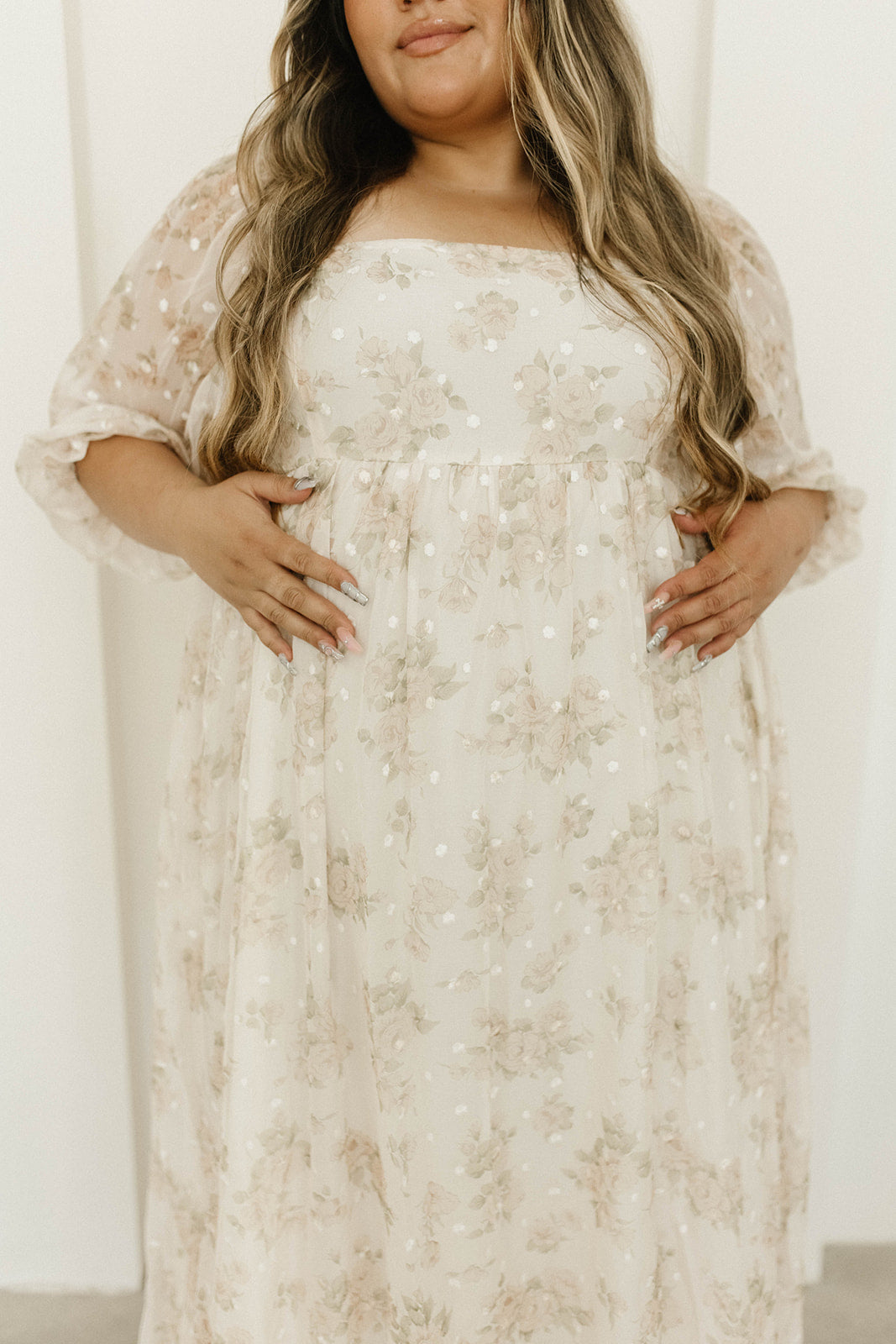 Mona Maxi Dress with Smocking in Cream Floral - Bump Friendly & Inclusive Sizing (S-3XL)