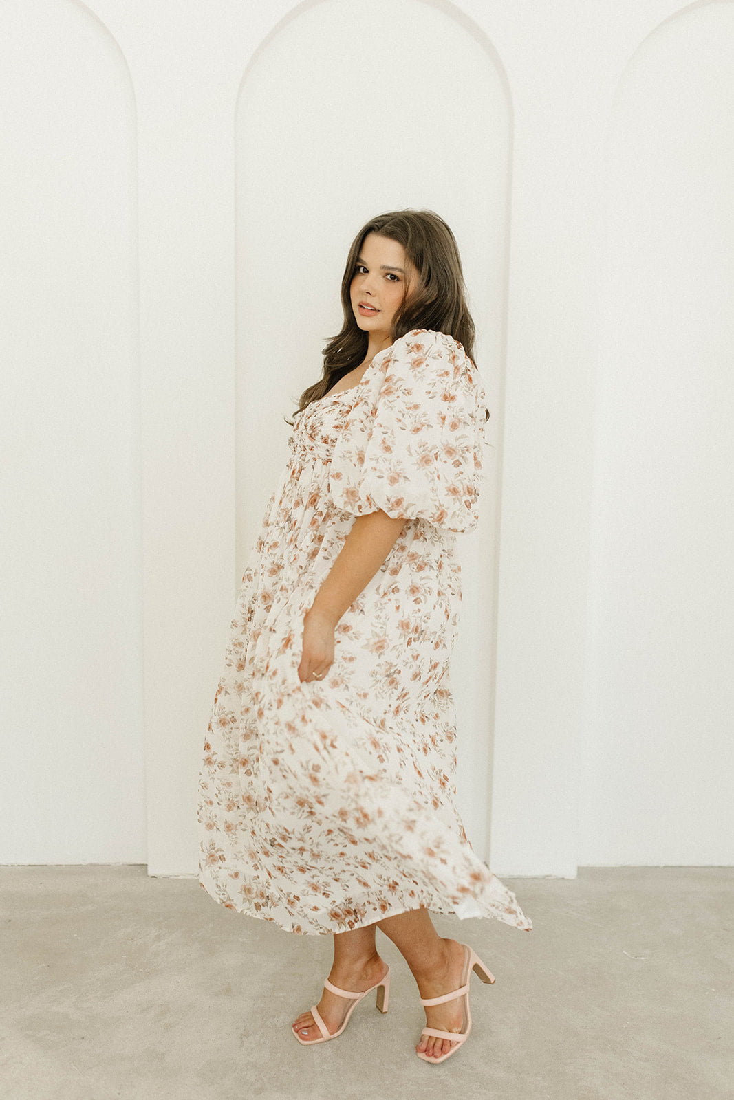 Harlow Maxi Dress in Ivory Floral - Bump Friendly & Inclusive Sizing (S-3XL)