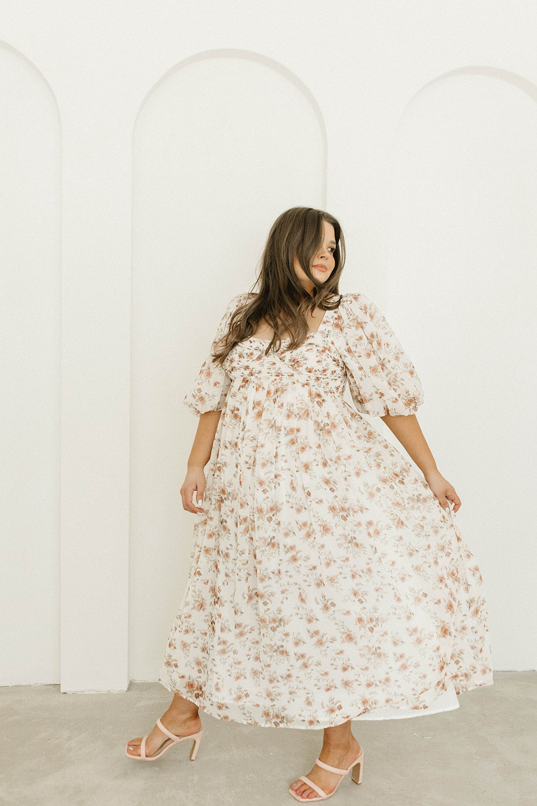 Harlow Maxi Dress in Ivory Floral - Bump Friendly & Inclusive Sizing (S-3XL)