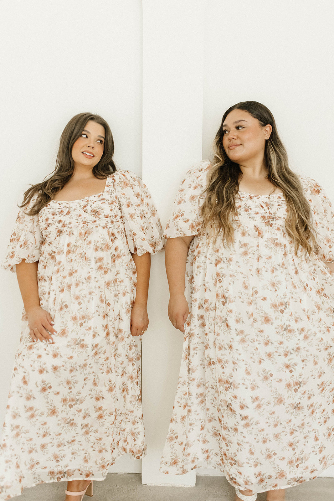 Harlow Maxi Dress in Ivory Floral - Bump Friendly & Inclusive Sizing (S-3XL)