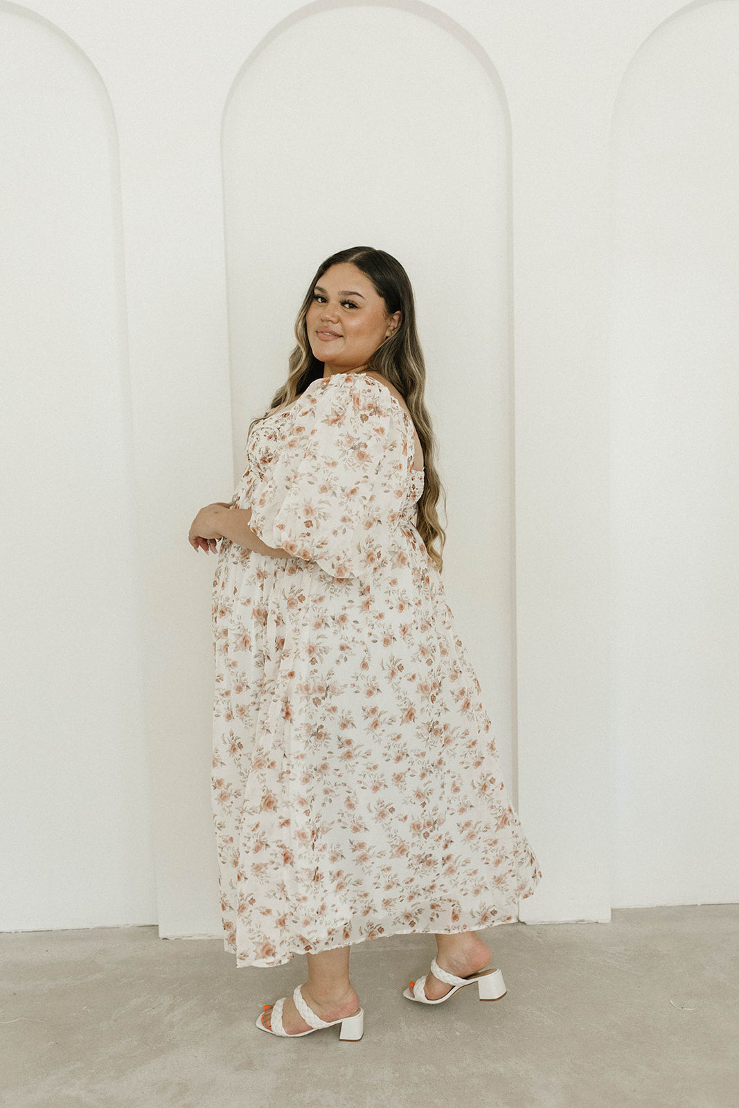 Harlow Maxi Dress in Ivory Floral - Bump Friendly & Inclusive Sizing (S-3XL)