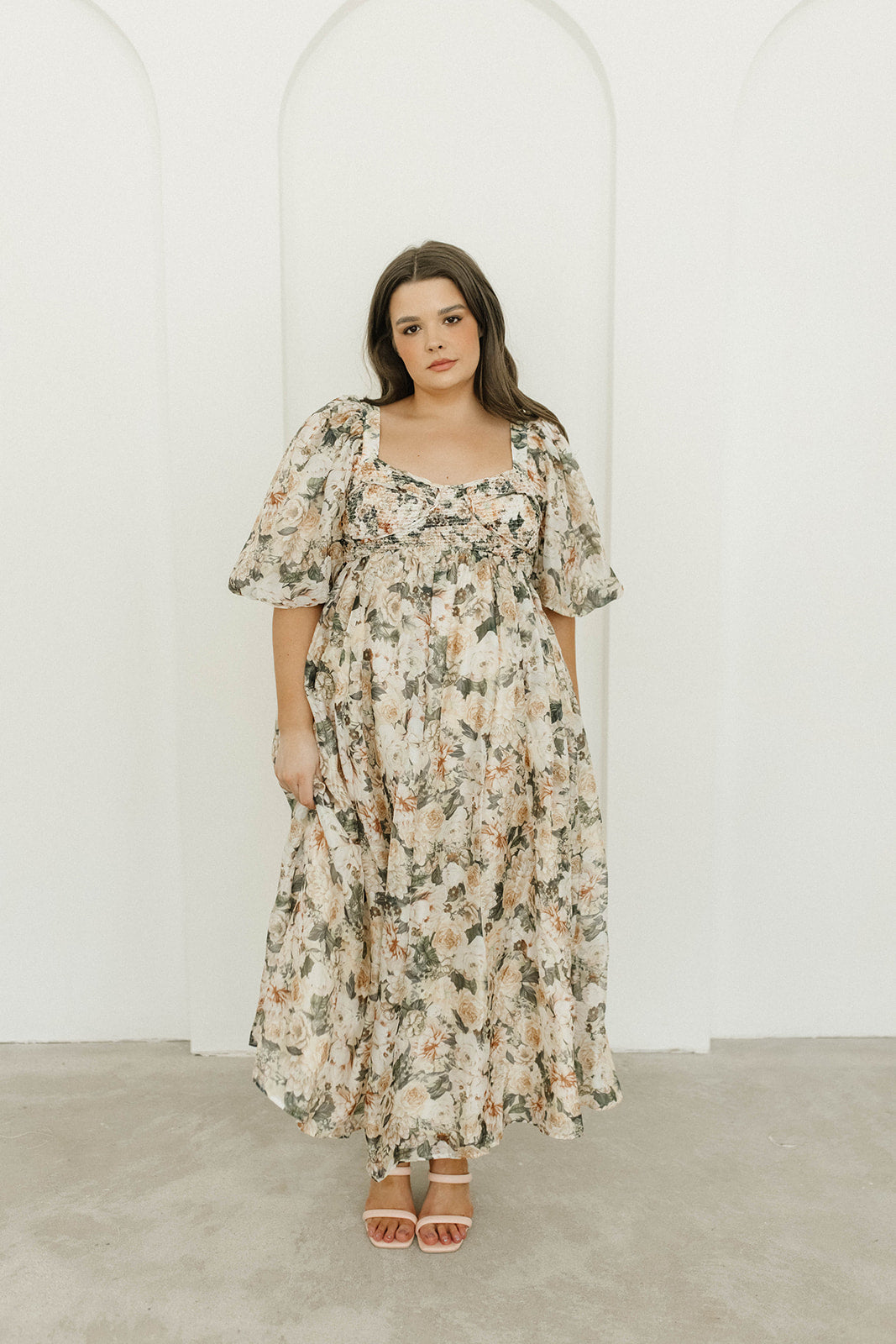 Harlow Maxi Dress in Champagne Floral - Bump Friendly & Inclusive Sizing (S-3XL)