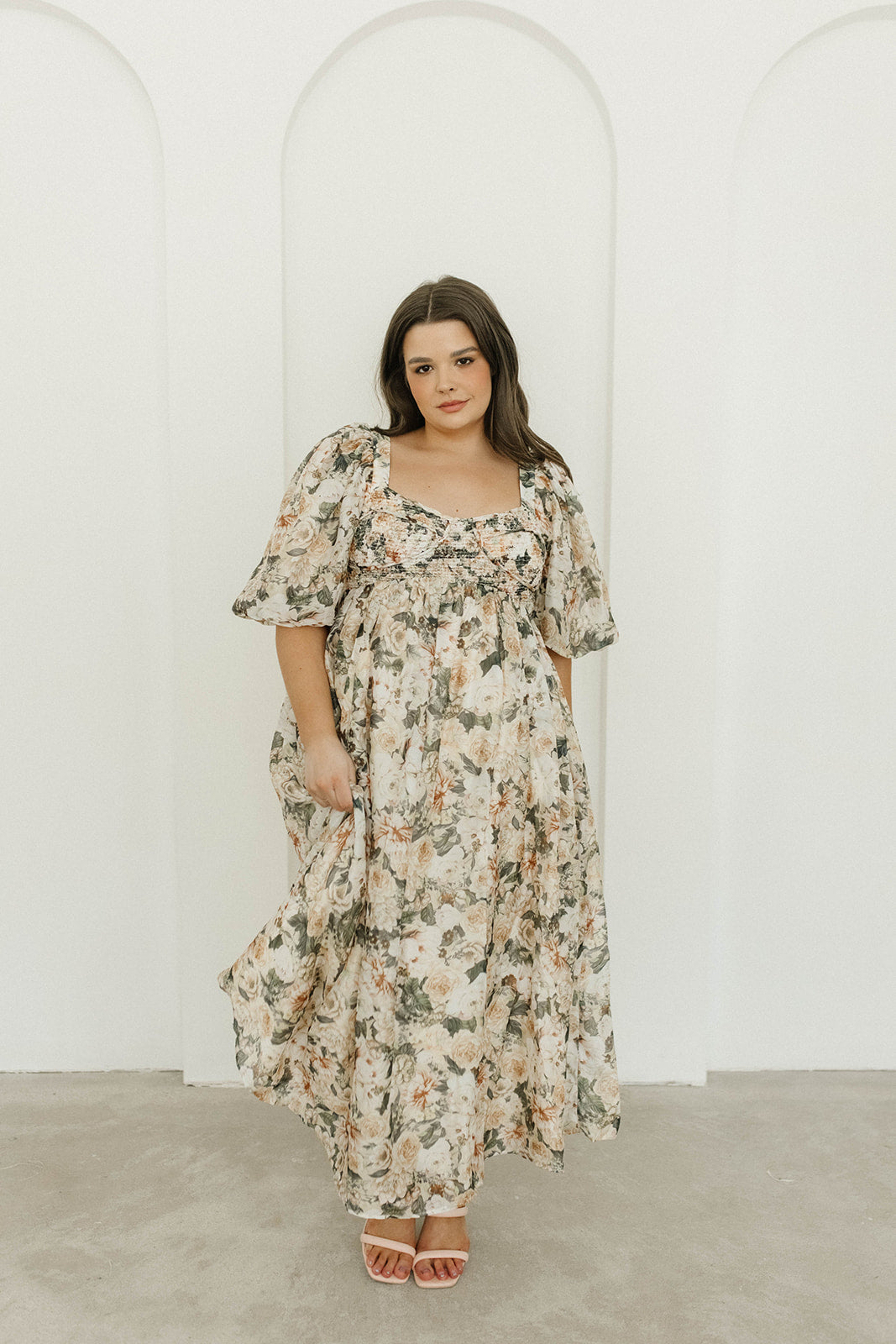 Harlow Maxi Dress in Champagne Floral - Bump Friendly & Inclusive Sizing (S-3XL)