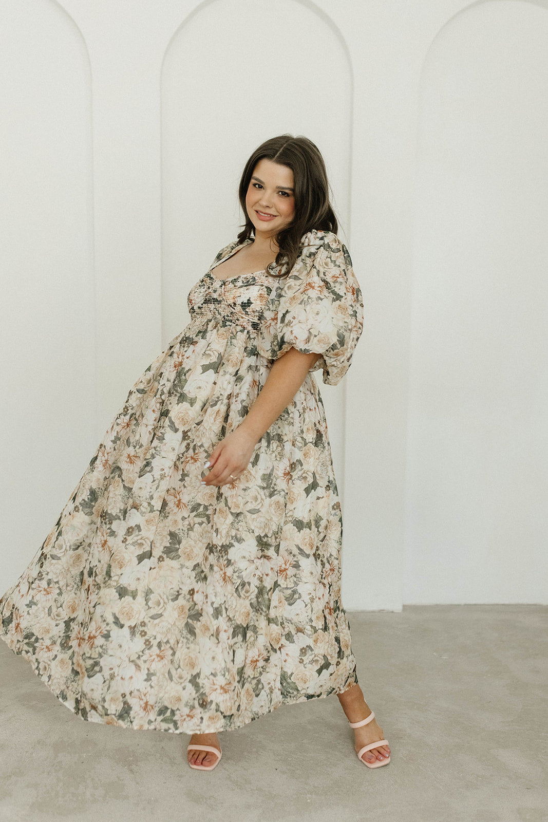 Harlow Maxi Dress in Champagne Floral - Bump Friendly & Inclusive Sizing (S-3XL)