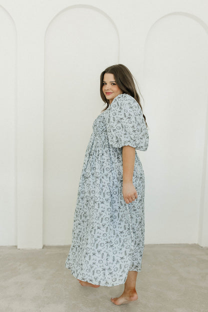 Harlow Maxi Dress in Blue Vintage Tea - Bump Friendly & Inclusive Sizing (S-3XL)