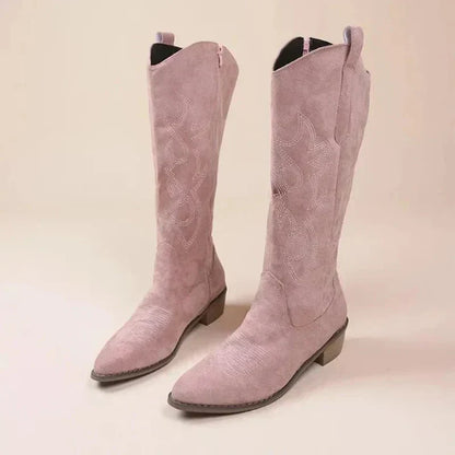 Stylish high cowboy boots for women – ideal for winter