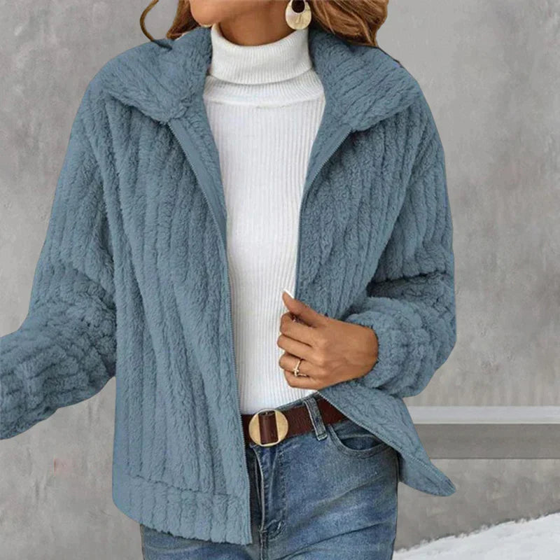 Dyana - cozy & stylish women's fleece jacket