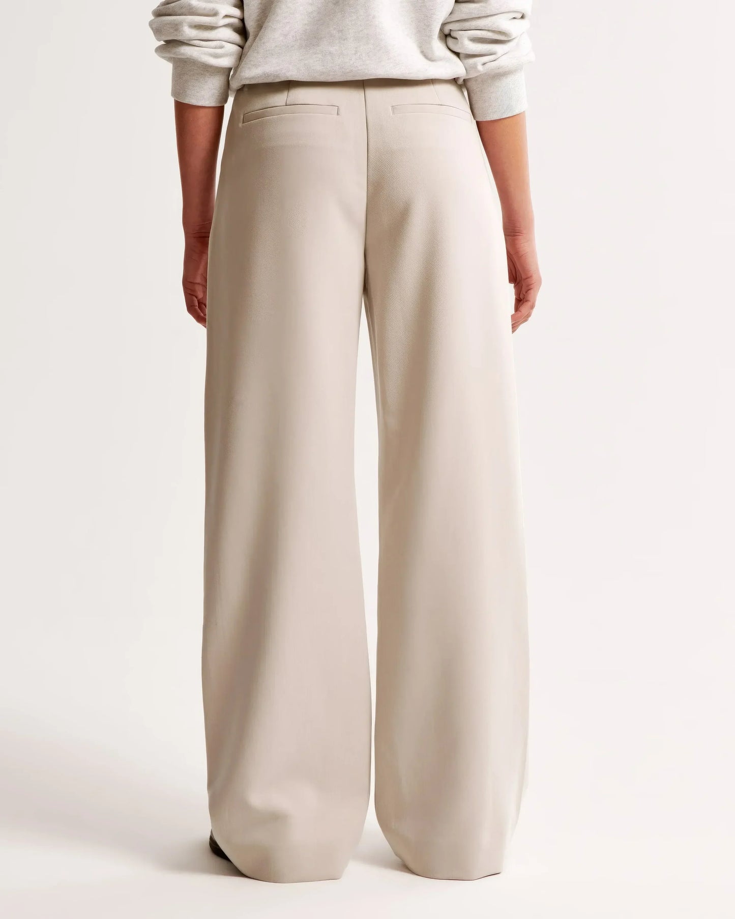 Mia trousers – a relaxed fit for everyday life and the office
