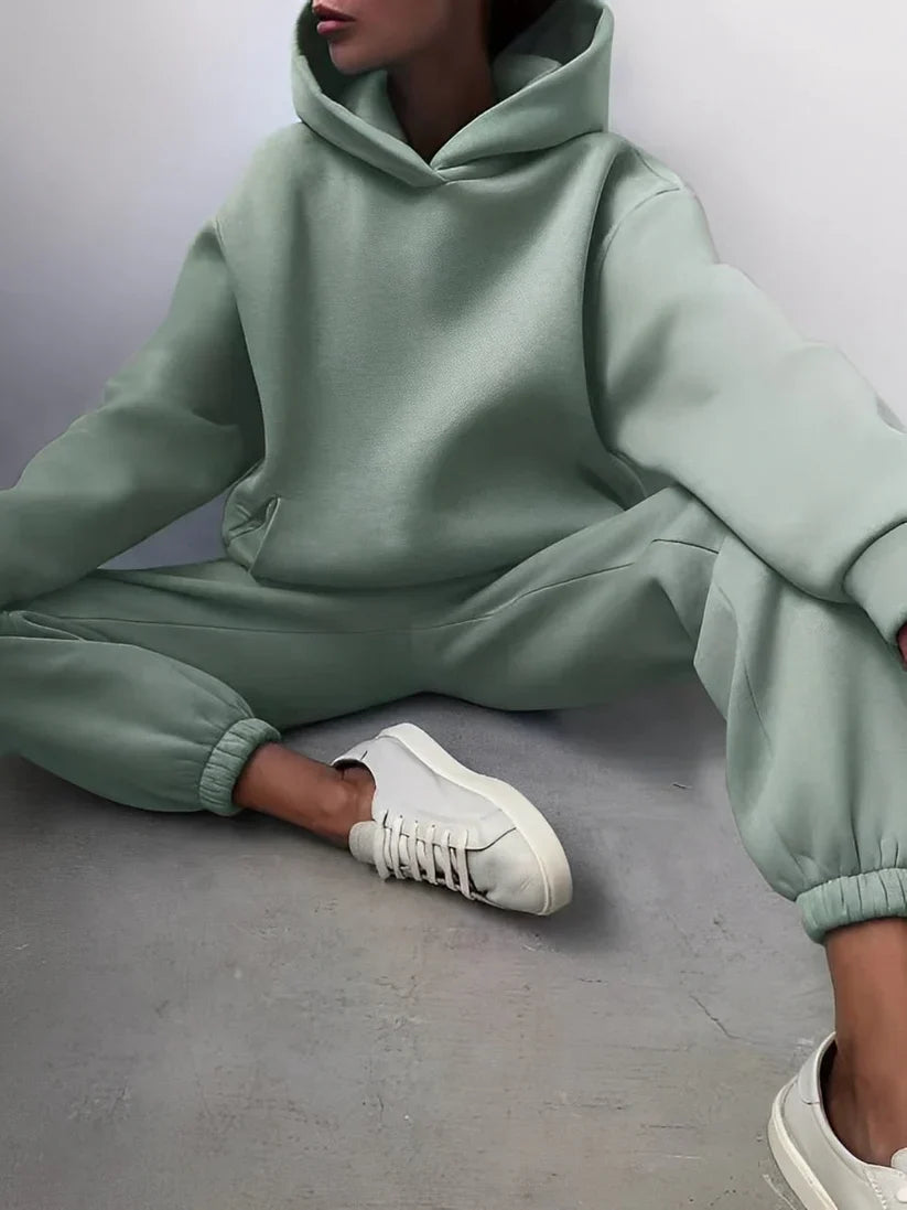 Jasmine loose jogging set with hoodie – women
