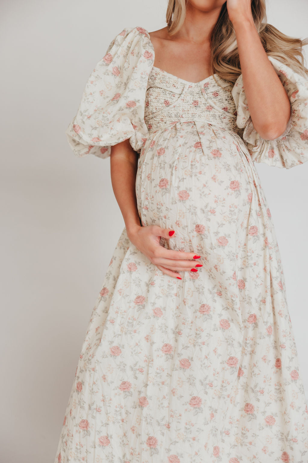 Harlow Maxi Dress in Off-White Floral - Bump Friendly & Inclusive Sizing (S-3XL)