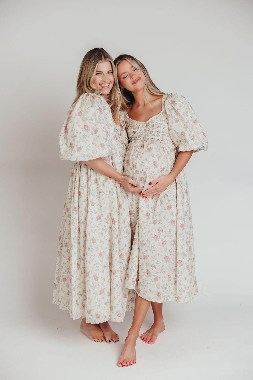 Harlow Maxi Dress in Off-White Floral - Bump Friendly & Inclusive Sizing (S-3XL)