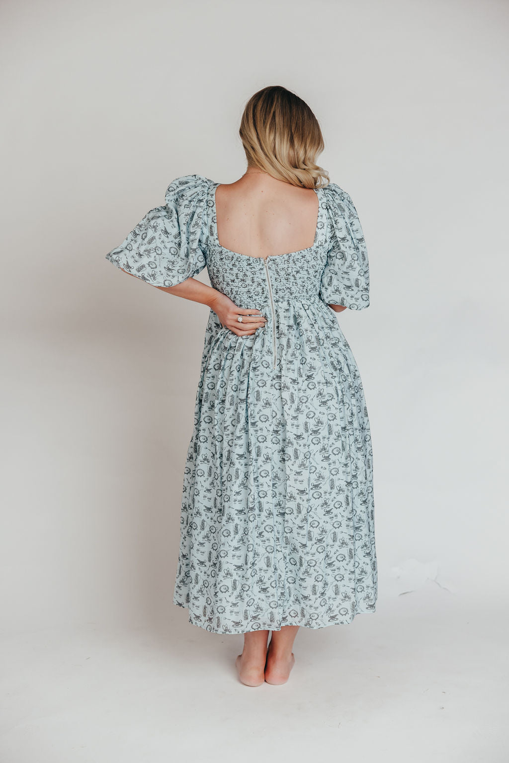 Harlow Maxi Dress in Blue Vintage Tea - Bump Friendly & Inclusive Sizing (S-3XL)