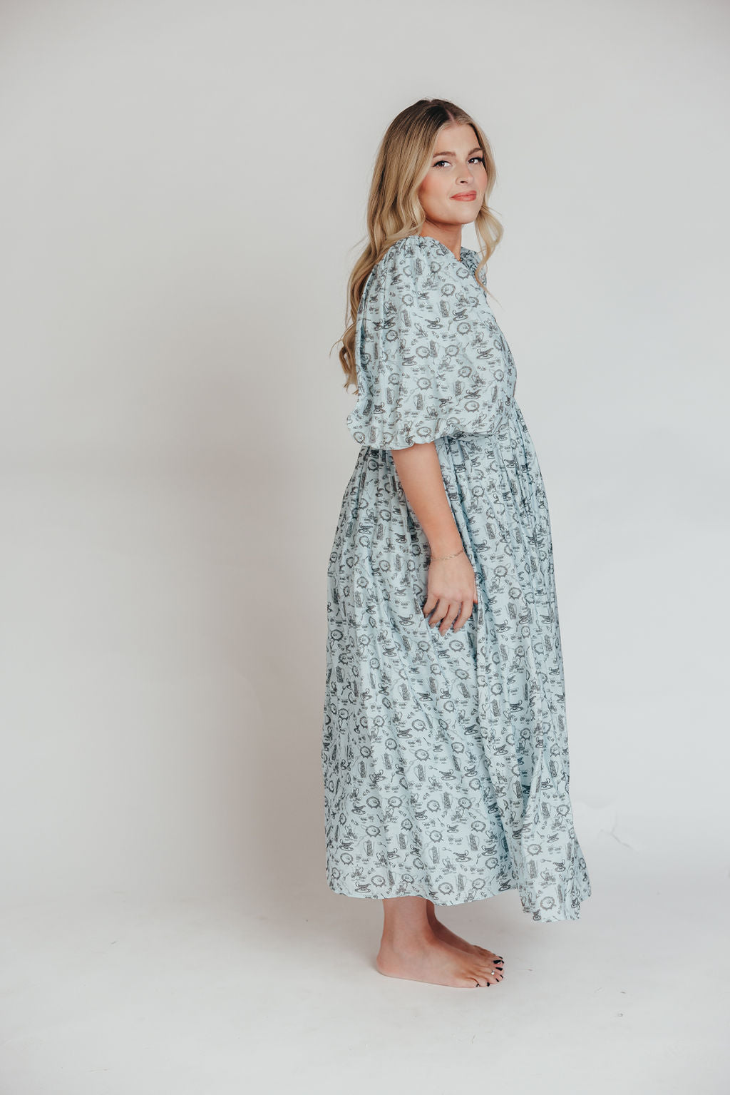 Harlow Maxi Dress in Blue Vintage Tea - Bump Friendly & Inclusive Sizing (S-3XL)